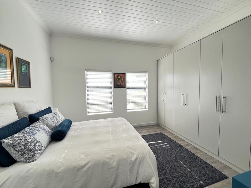 4 Bedroom Property for Sale in Dwarskersbos Western Cape